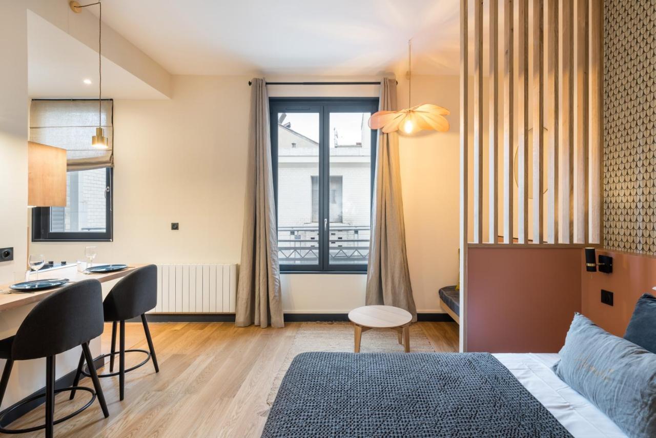 Honore - Suite Arbre Sec Lyon Luaran gambar